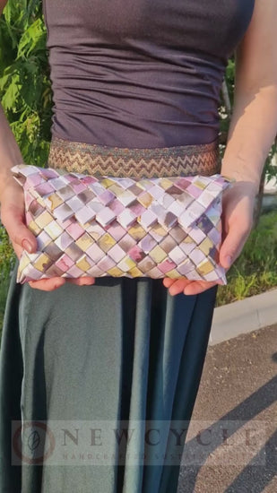 Handmade pastel clutch video demonstration. 
