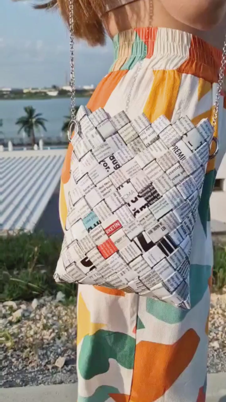 white_newspaper_woven_bag_video